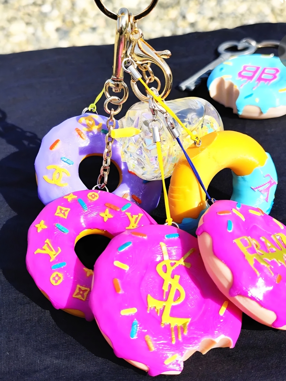 Buy 3 GET 2 FREE  DONUT- KEY CHAIN 3D PRINTING - Picture 2 of 11